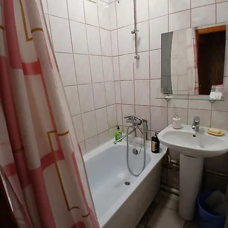Квартира Біля Залізничного Вокзалу Winnica Zewnętrze zdjęcie